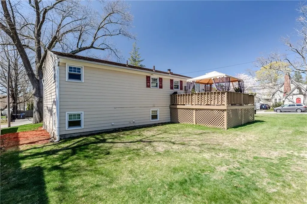 38 Autumn Street Cranston RI 02910