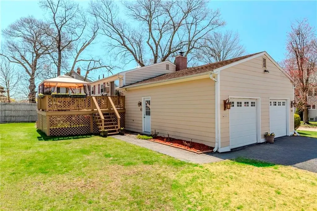 38 Autumn Street Cranston RI 02910