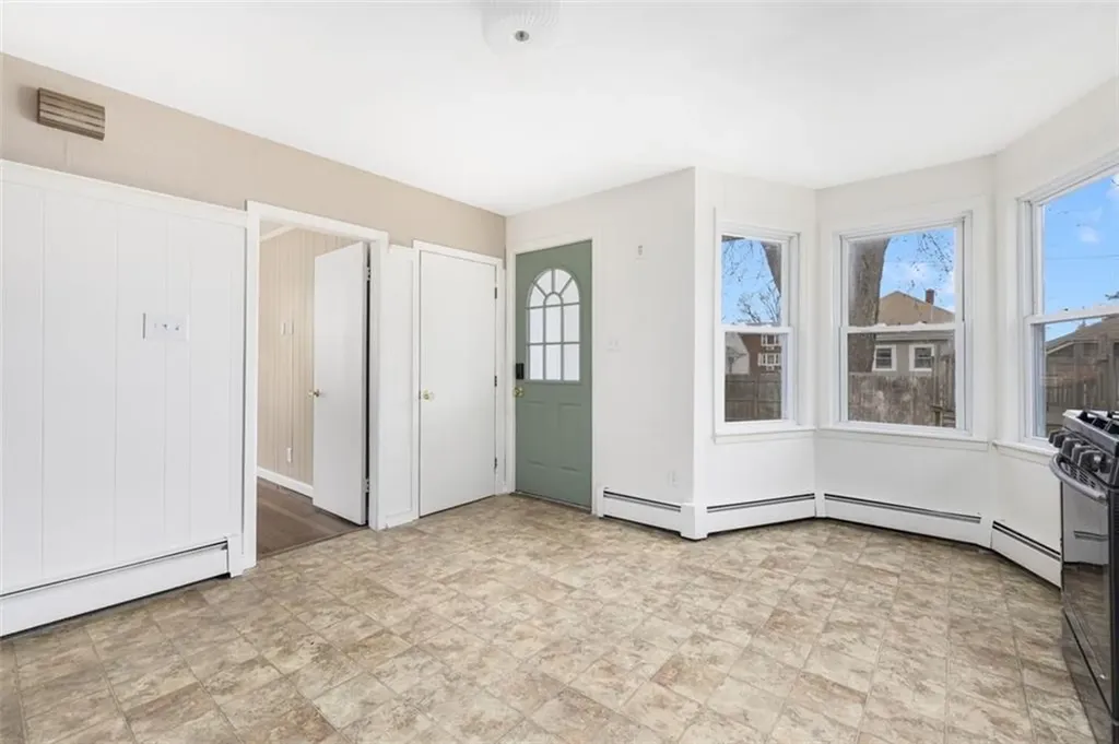 208 Liberty Street Pawtucket RI 02861