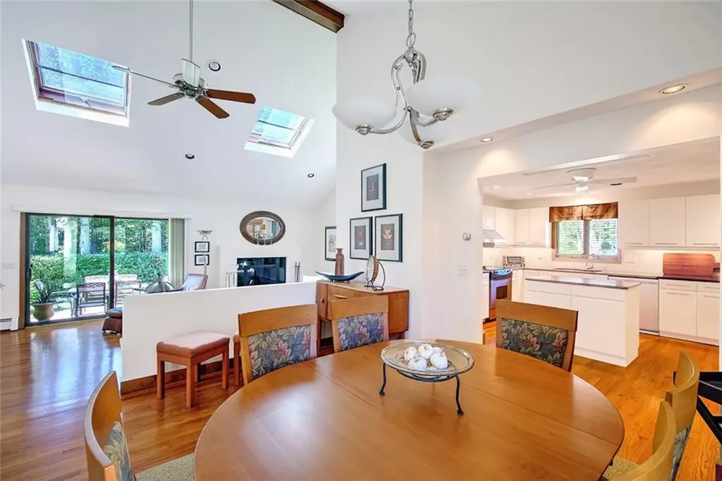 21 Fesser Avenue Bristol RI 02809