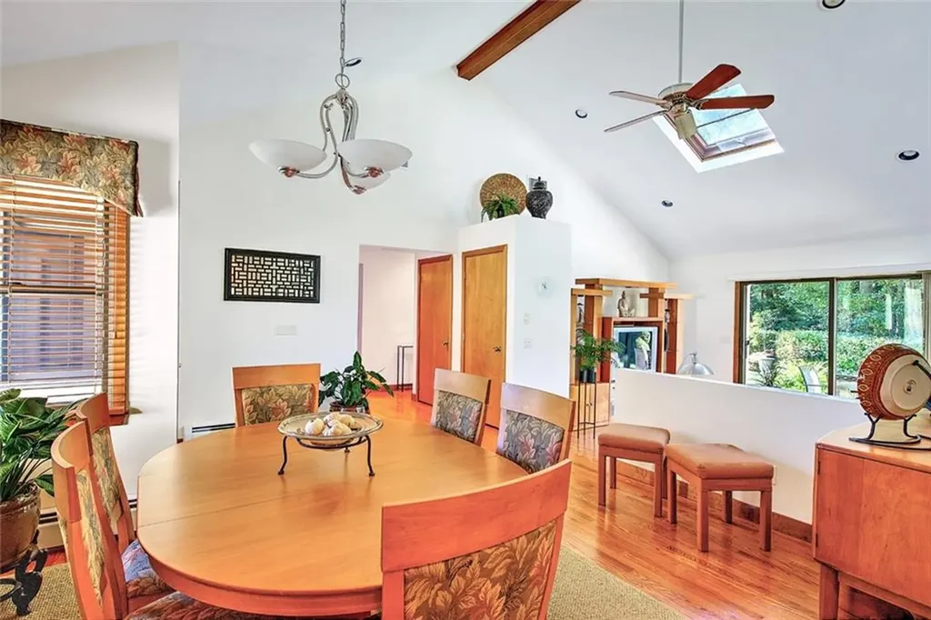 21 Fesser Avenue Bristol RI 02809