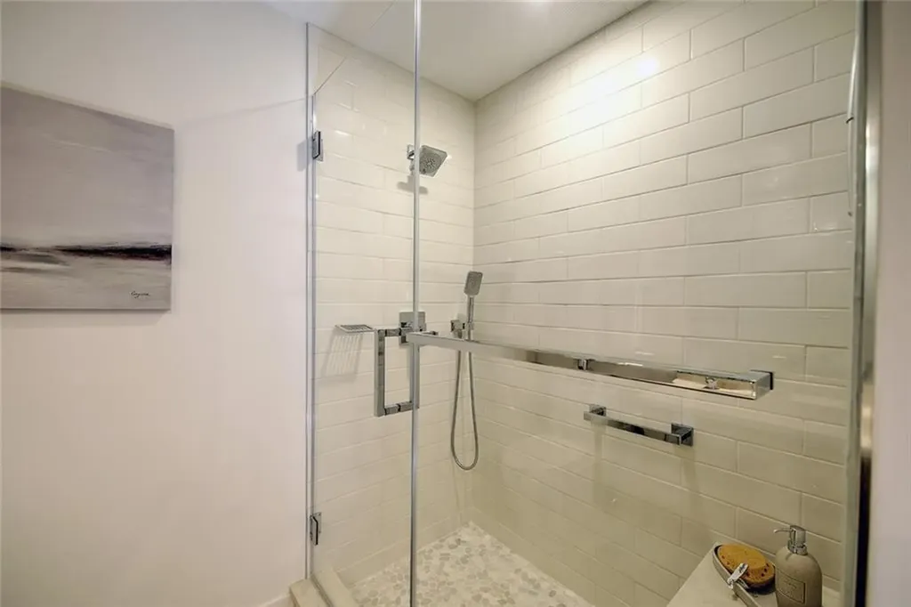 21 Fesser Avenue Bristol RI 02809