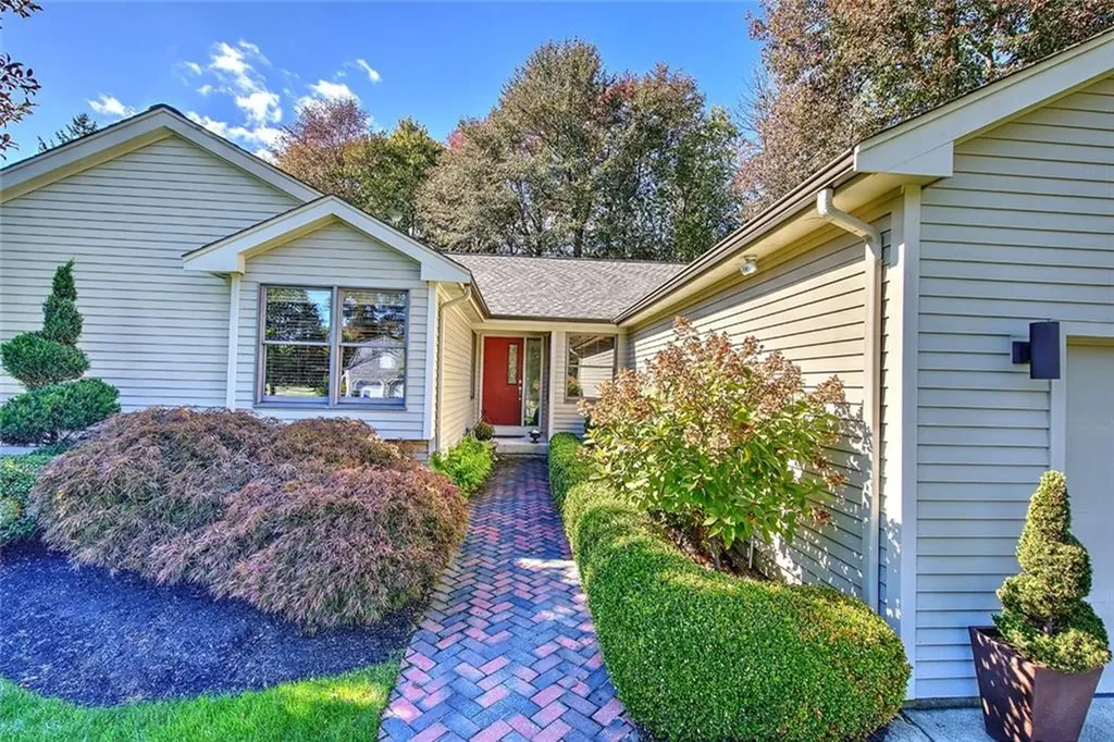 21 Fesser Avenue Bristol RI 02809