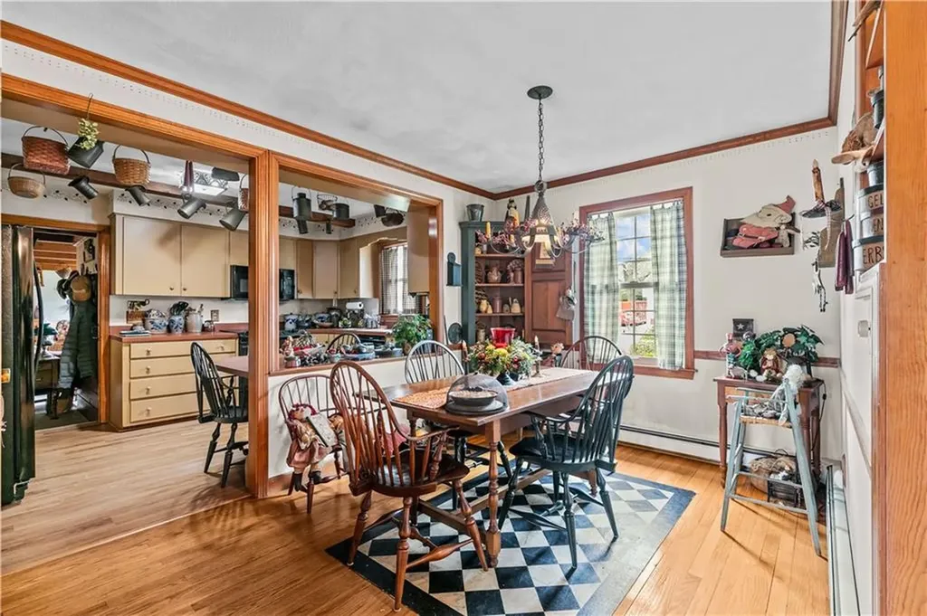 1 Pine Lane Warren RI 02885