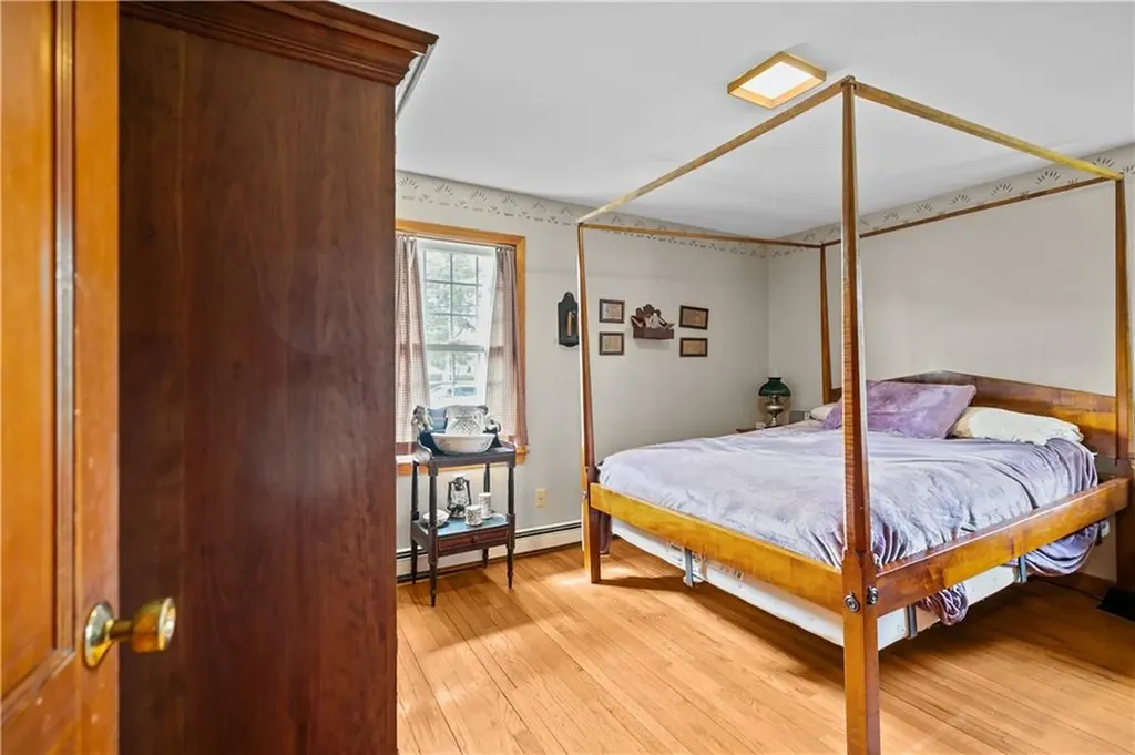 1 Pine Lane Warren RI 02885