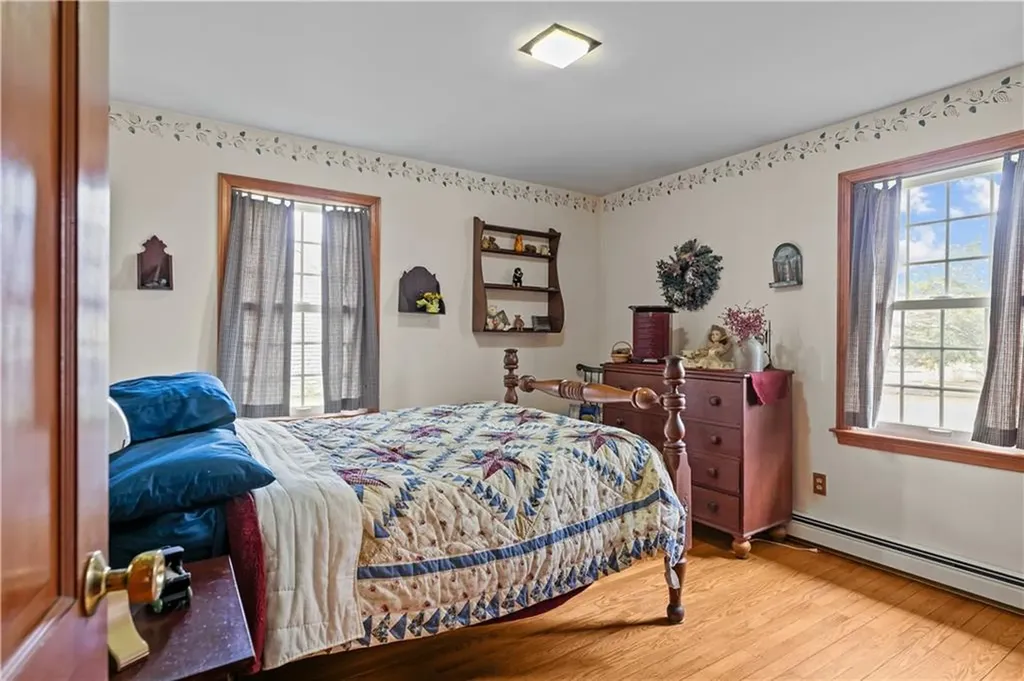 1 Pine Lane Warren RI 02885