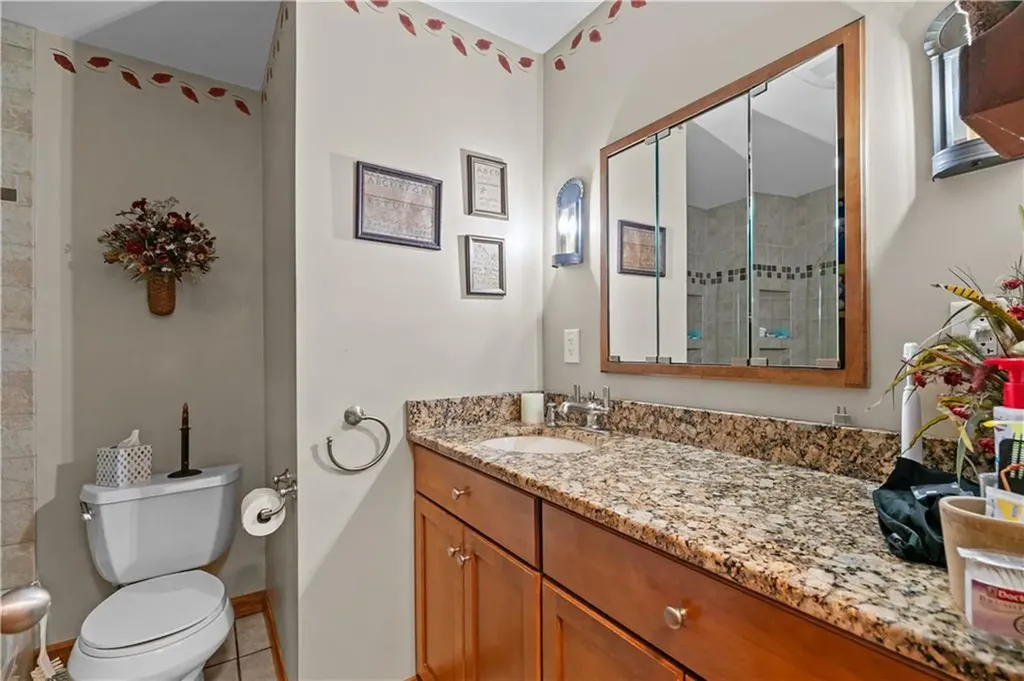 1 Pine Lane Warren RI 02885