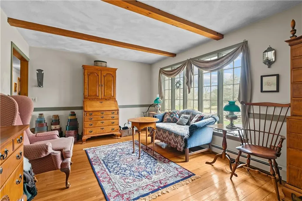 1 Pine Lane Warren RI 02885