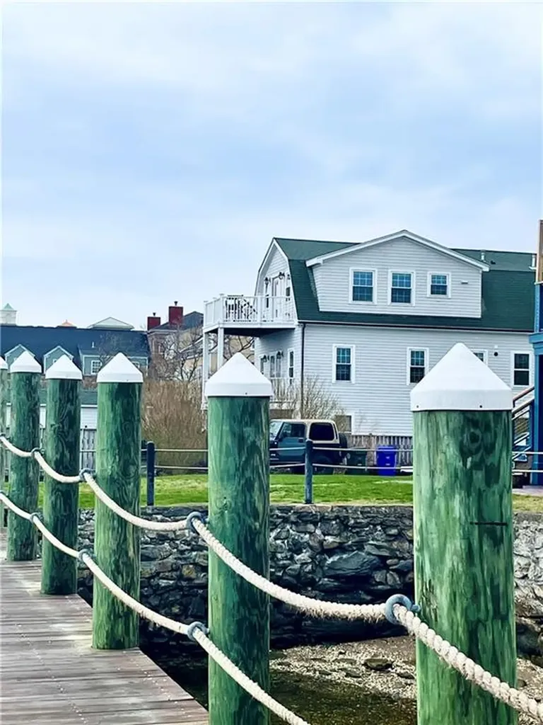 227 Thames Street Bristol RI 02809