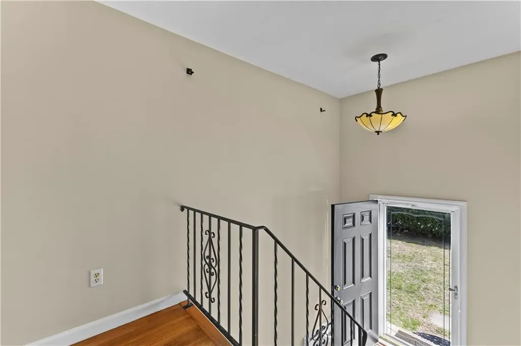 345 Post Road Warwick RI 02888