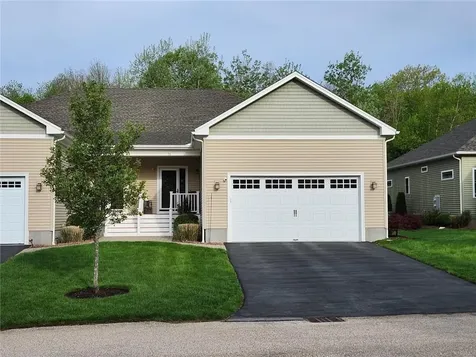 16 Kimberly Court North Kingstown RI 02852