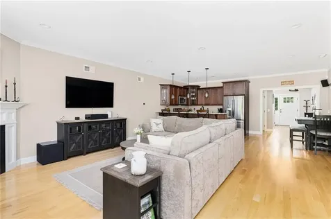 16 Kimberly Court North Kingstown RI 02852