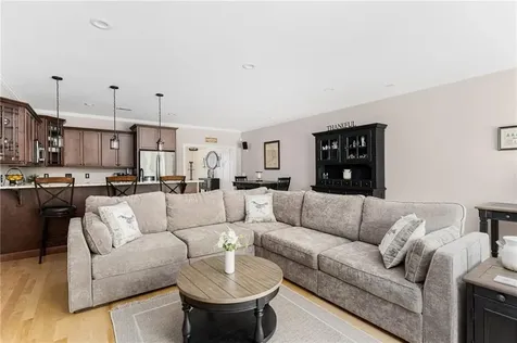 16 Kimberly Court North Kingstown RI 02852