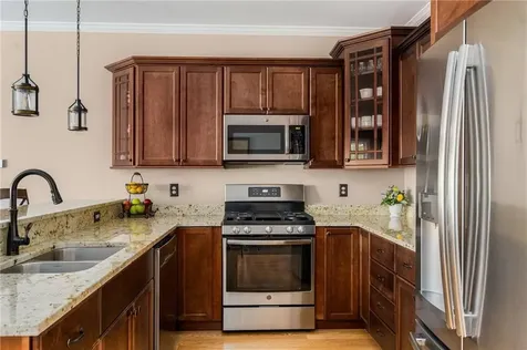 16 Kimberly Court North Kingstown RI 02852