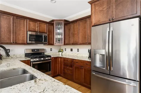 16 Kimberly Court North Kingstown RI 02852