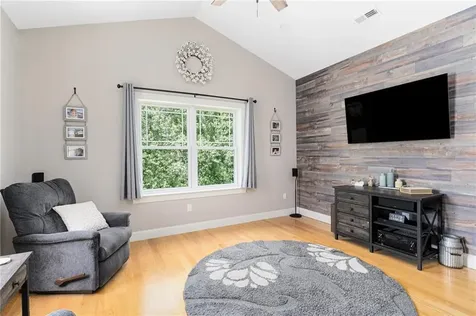 16 Kimberly Court North Kingstown RI 02852