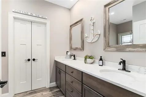 16 Kimberly Court North Kingstown RI 02852