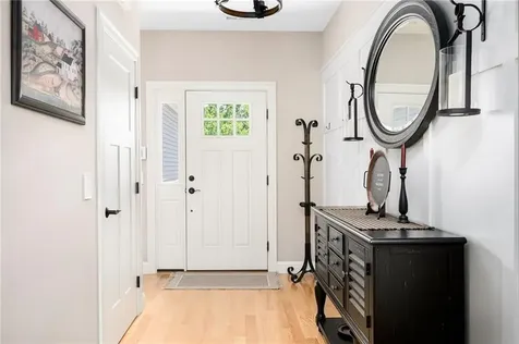 16 Kimberly Court North Kingstown RI 02852