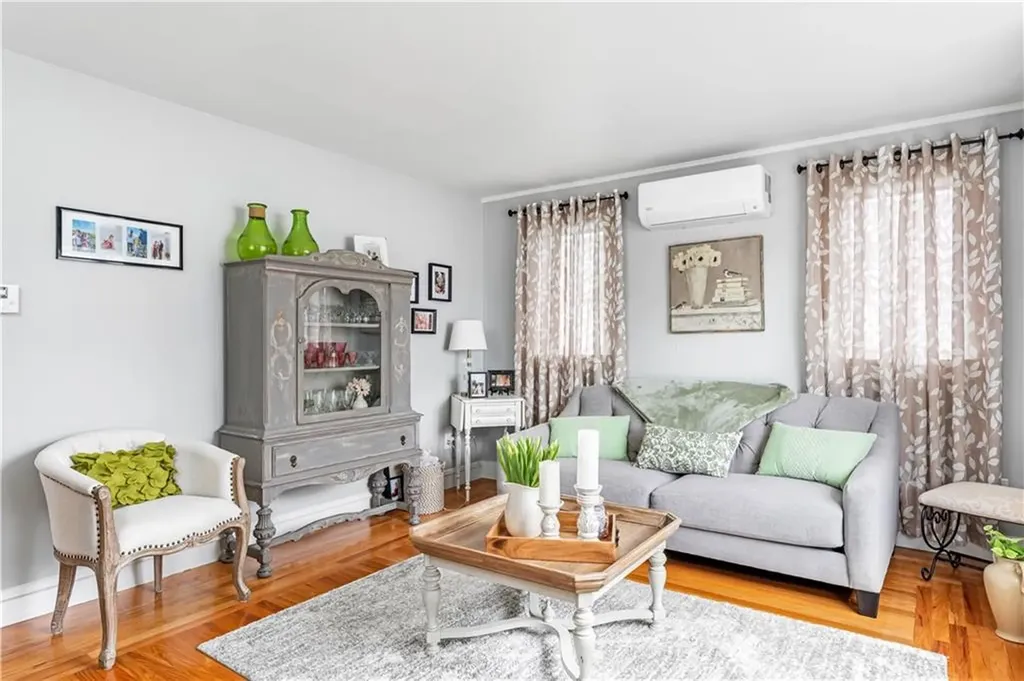 195 Oregon Avenue Pawtucket RI 02861