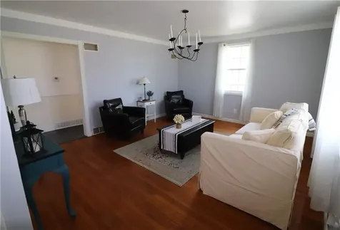 51 Pleasant Avenue Tiverton RI 02878