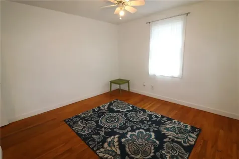 51 Pleasant Avenue Tiverton RI 02878