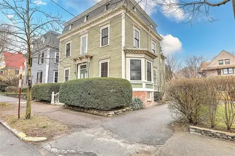 214 Bowen Street Providence RI 02906