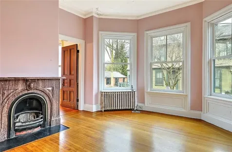 214 Bowen Street Providence RI 02906