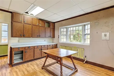 214 Bowen Street Providence RI 02906