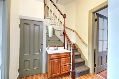 214 Bowen Street Providence RI 02906