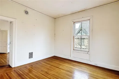 214 Bowen Street Providence RI 02906