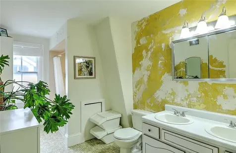 214 Bowen Street Providence RI 02906