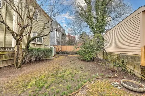 214 Bowen Street Providence RI 02906