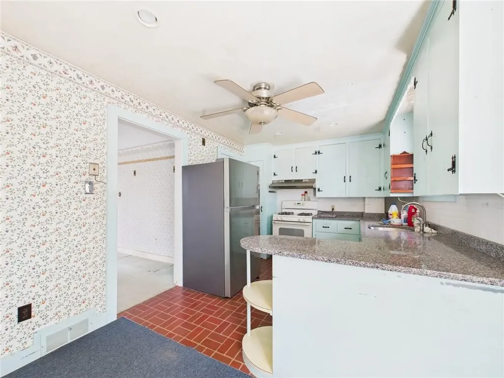 23 Rockland Drive South Kingstown RI 02879