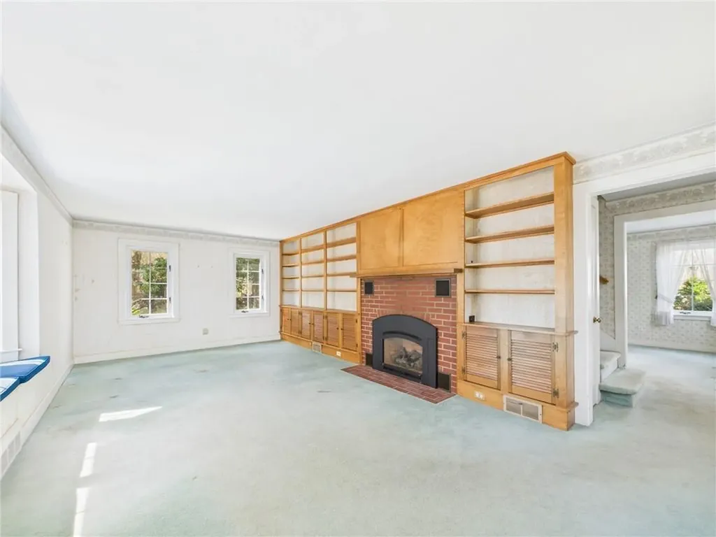 23 Rockland Drive South Kingstown RI 02879