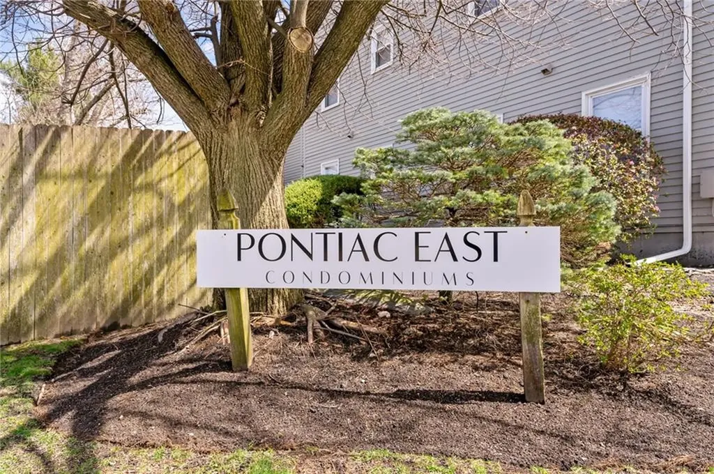 10 East Street Cranston RI 02920