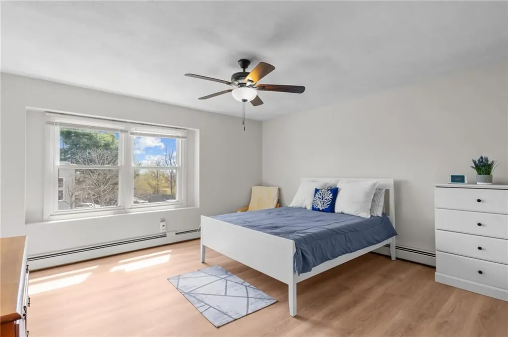 10 East Street Cranston RI 02920