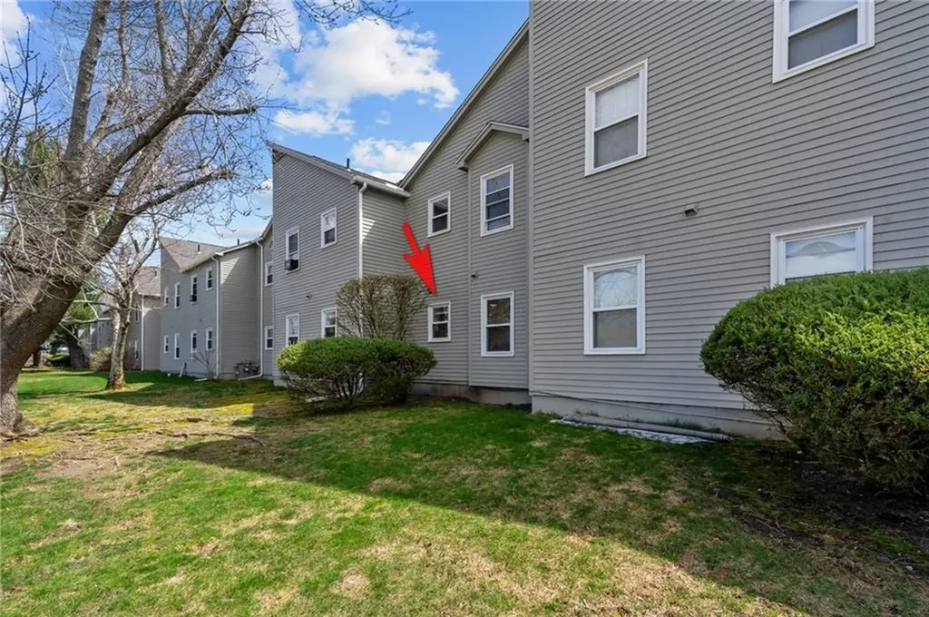 10 East Street Cranston RI 02920