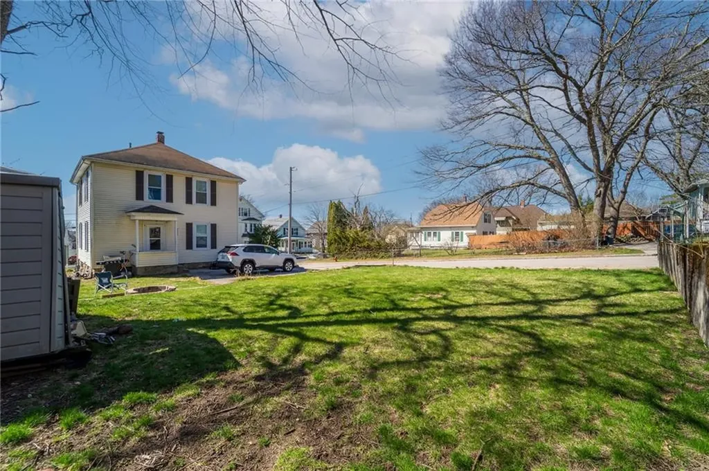 160 Division Street Woonsocket RI 02895