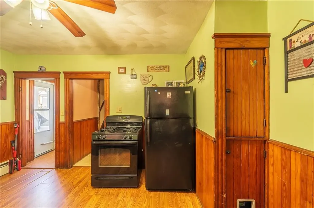 160 Division Street Woonsocket RI 02895