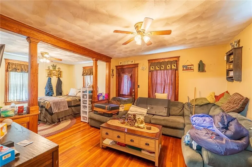 160 Division Street Woonsocket RI 02895