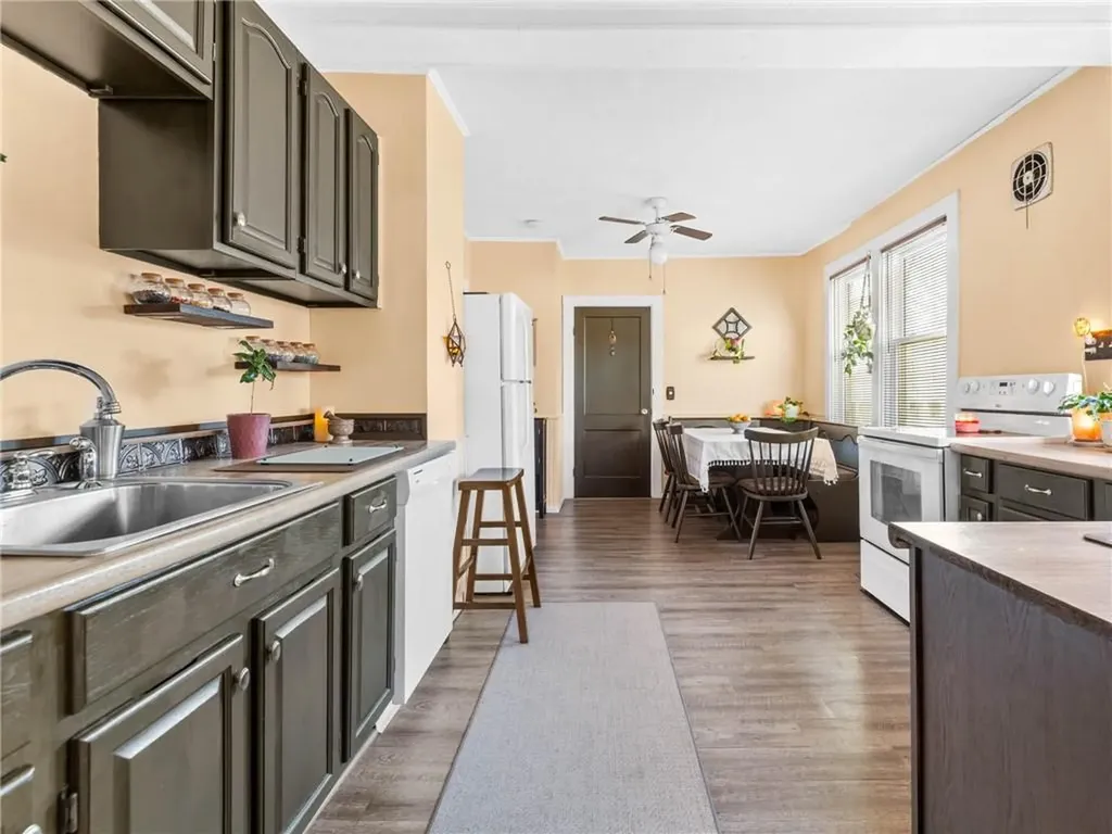 19 Bates Avenue Warwick RI 02888