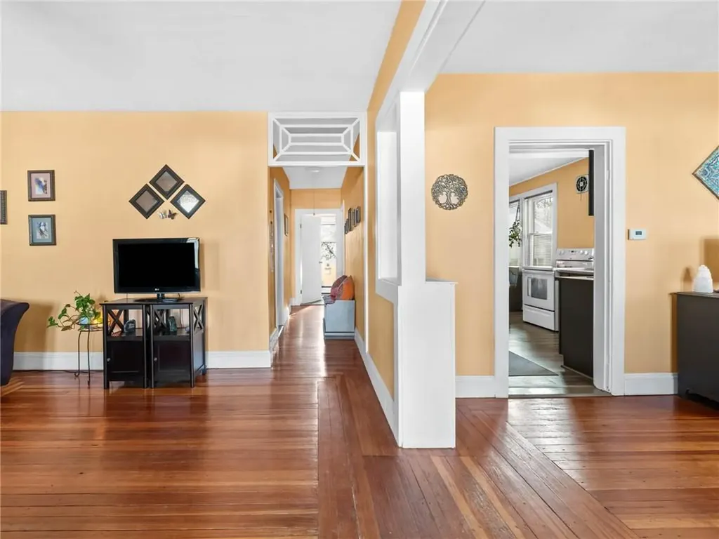 19 Bates Avenue Warwick RI 02888