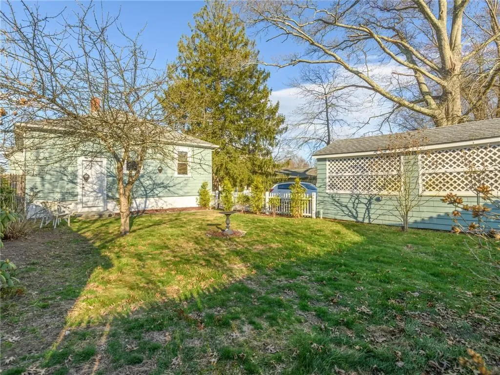 19 Bates Avenue Warwick RI 02888