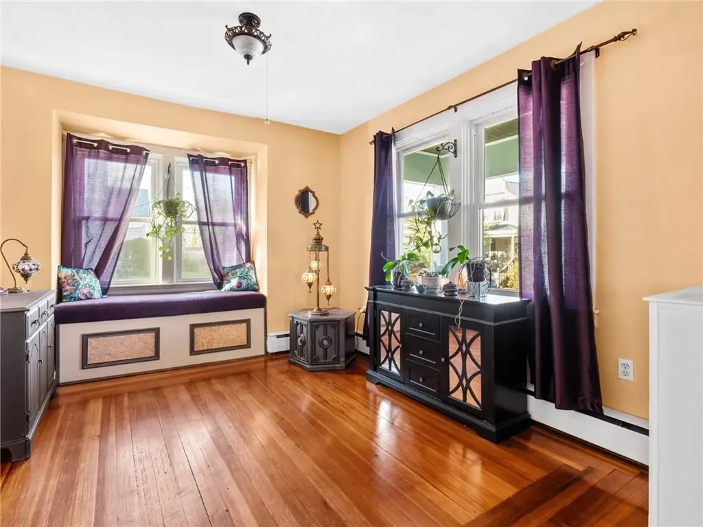 19 Bates Avenue Warwick RI 02888