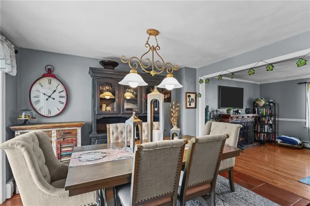 66 Chestnut Avenue Cranston RI 02910