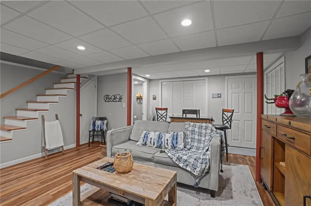66 Chestnut Avenue Cranston RI 02910