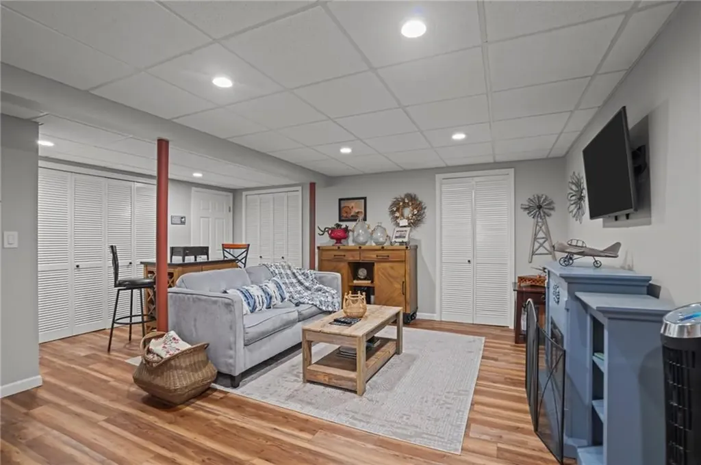 66 Chestnut Avenue Cranston RI 02910