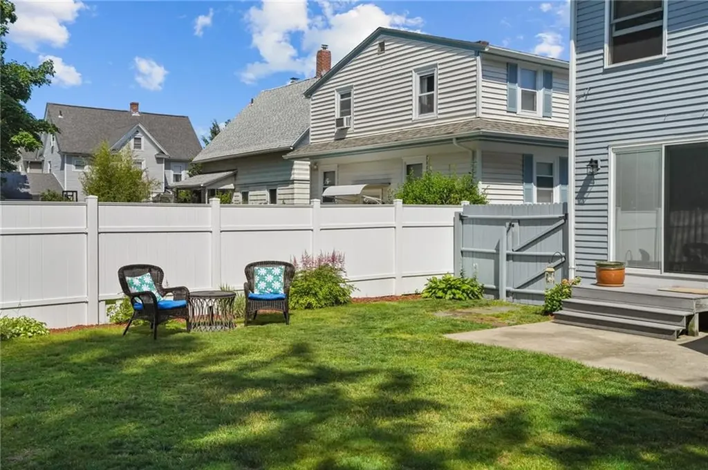 66 Chestnut Avenue Cranston RI 02910