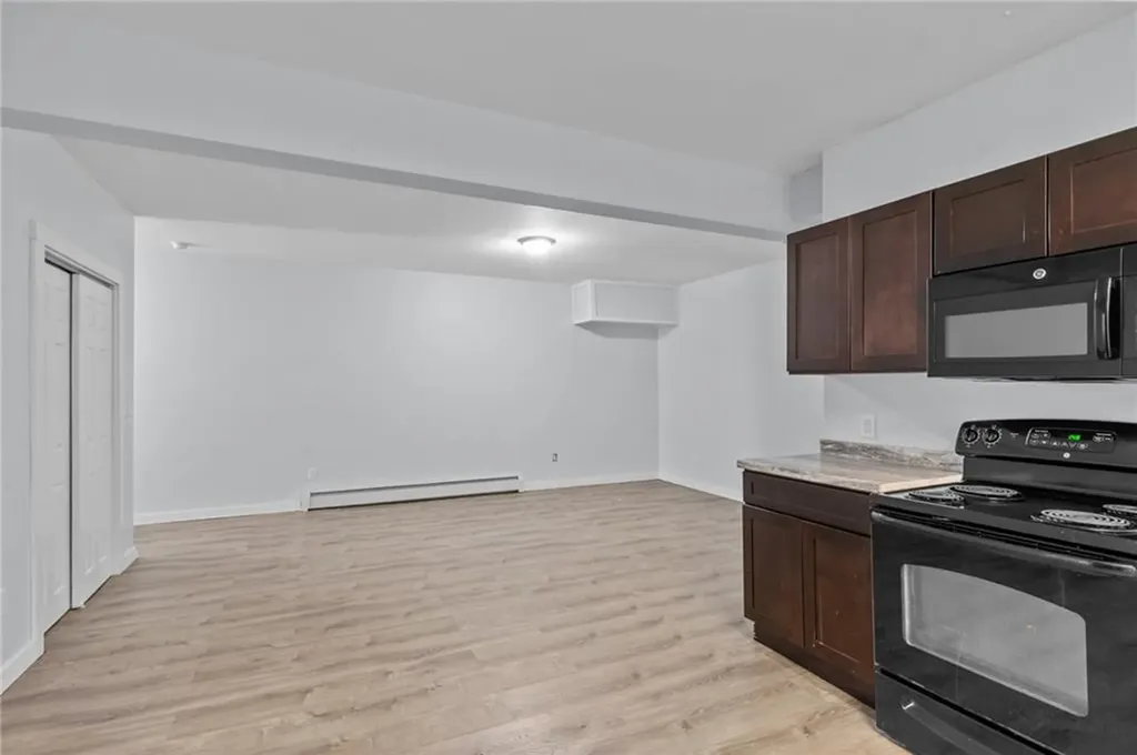 687 689 Charles Street Providence RI 02904