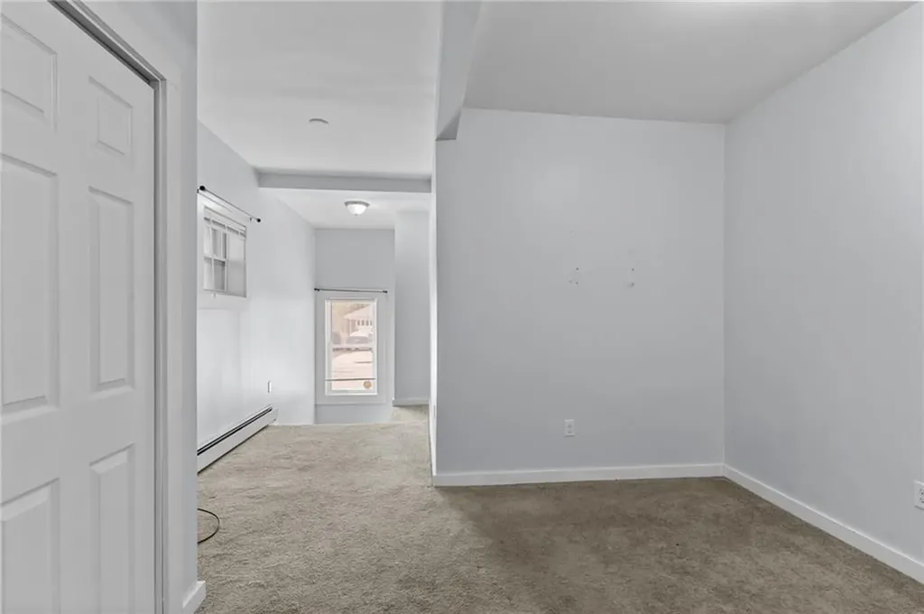687 689 Charles Street Providence RI 02904